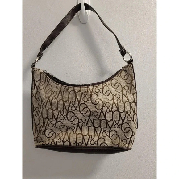 NEW YORK & COMPANY SMALL PURSE. NEW. NEVER USED. - Picture 1 of 4